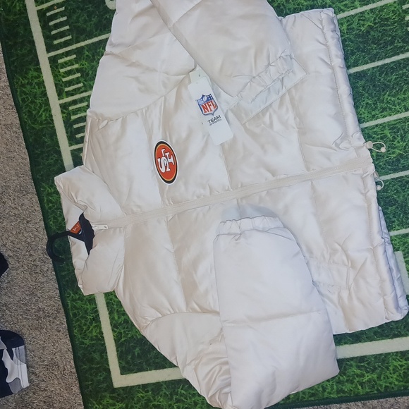San Fransisco 49ers Womens Crop Top Women's White Puffer Full Zip Jacket Winter - Picture 3 of 4